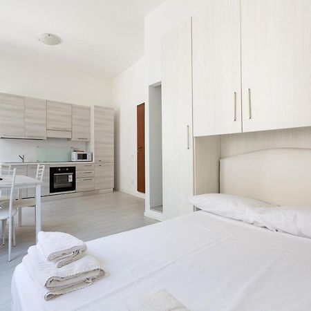 Milano Niguarda Cosy Studio Bagian luar foto