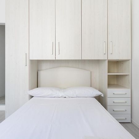 Milano Niguarda Cosy Studio Bagian luar foto