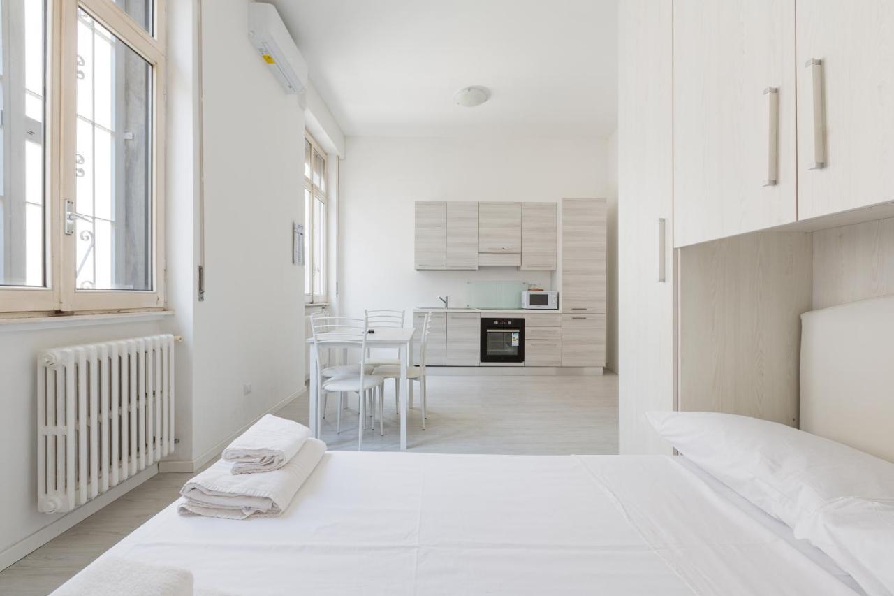 Milano Niguarda Cosy Studio Bagian luar foto